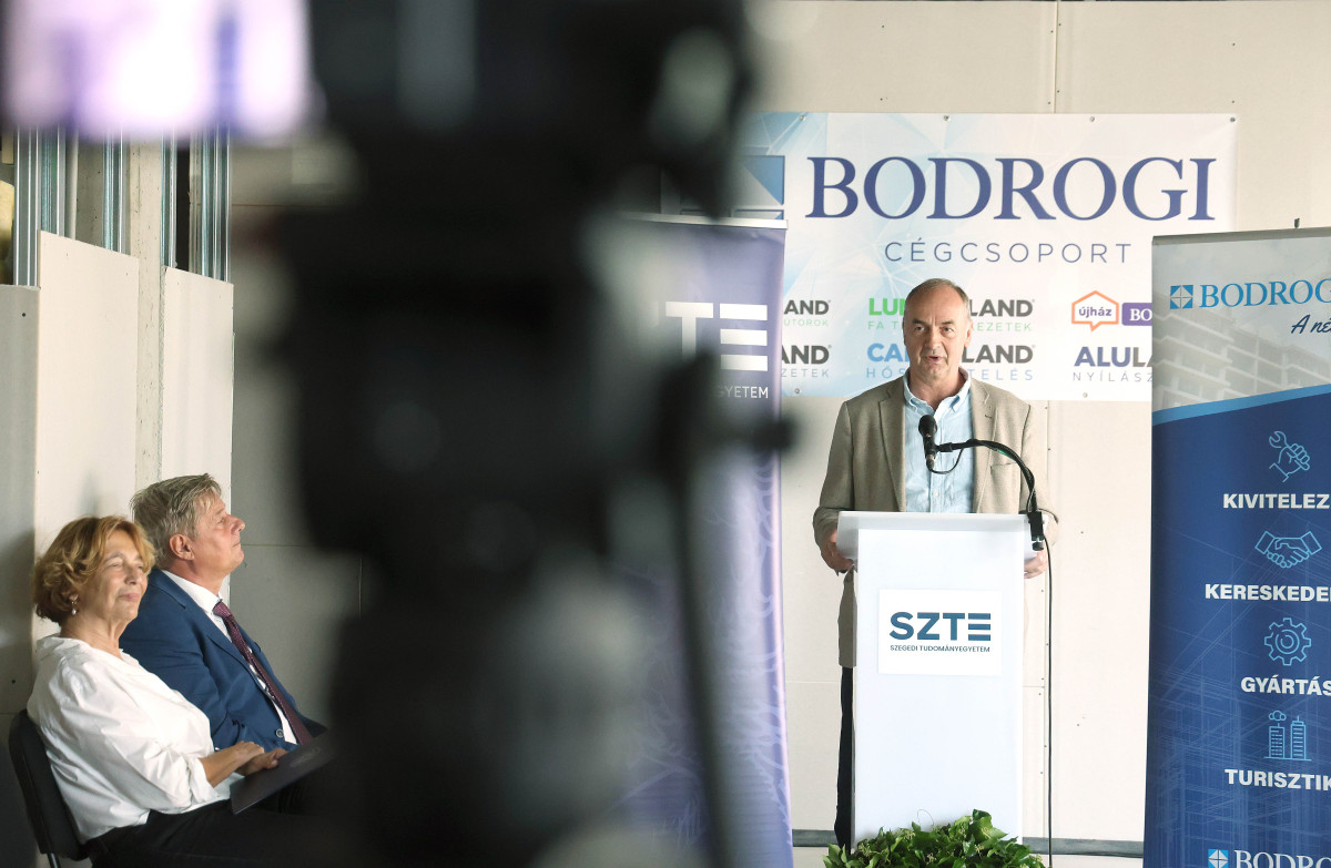 Mérföldkőhöz érkeztünk az SZTE Jancsó Miklós Kollégiumának bővítésénél